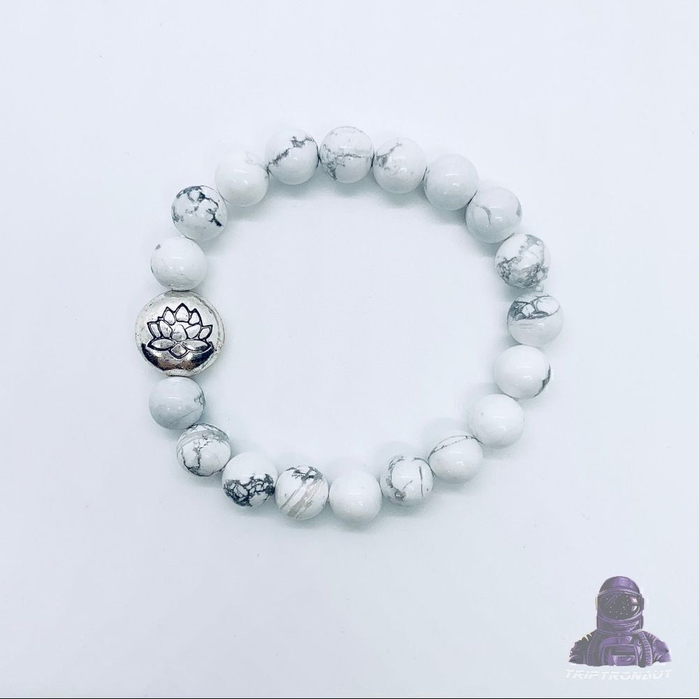 Lotus Flower Beaded Bracelet White Howlite
